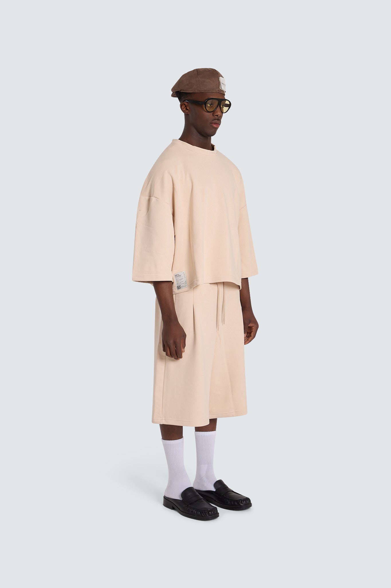 Essential Low Track Beige