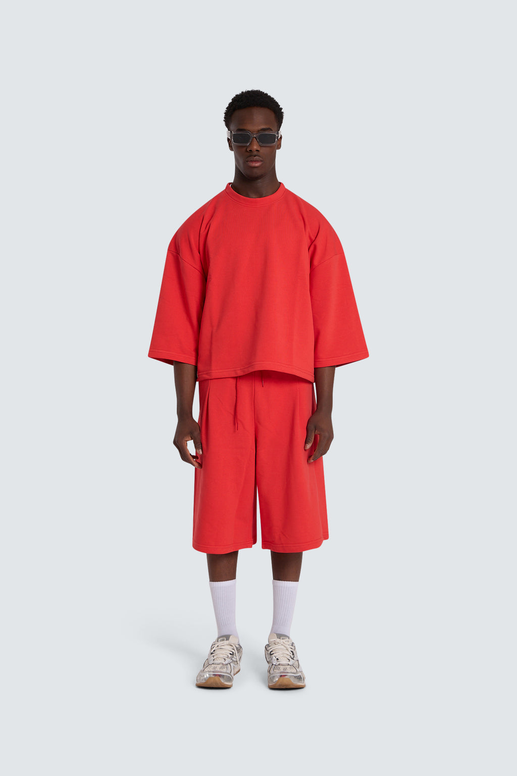 Essential Low Track Red