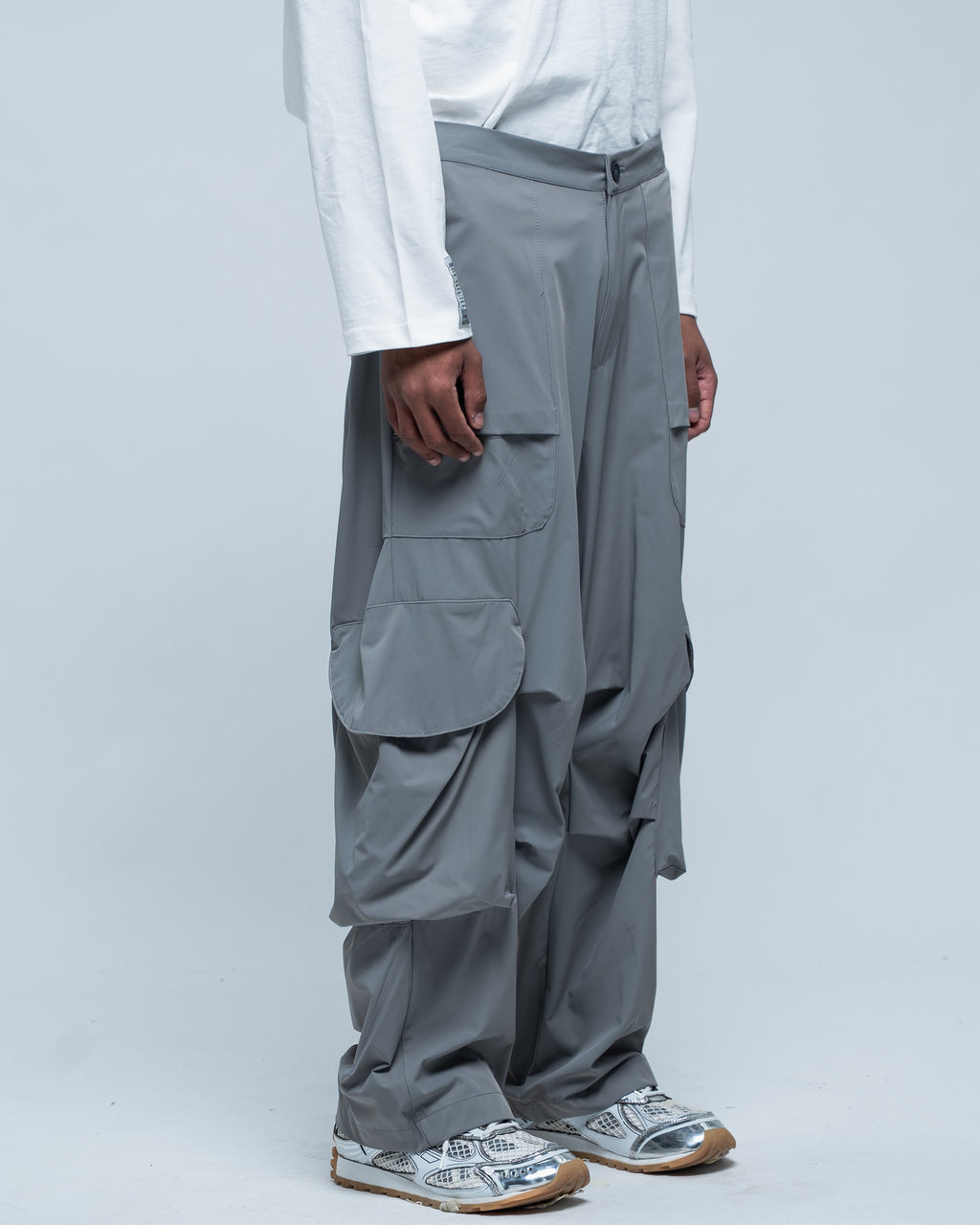 Utility Wide Cargo Nylon Grey